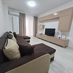 아파트 Apartament Moghioros Park Dum1 부쿠레슈티